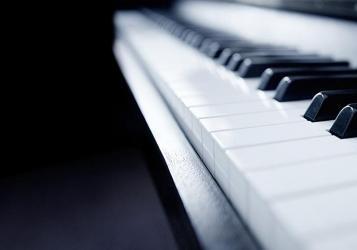 Zongora, pianínó nemzetközi költöztetése